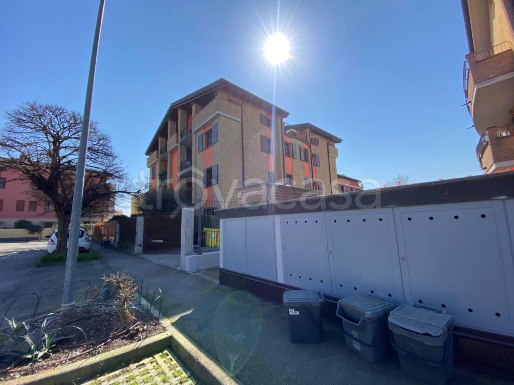 appartamento in vendita a Parma in zona Vigatto