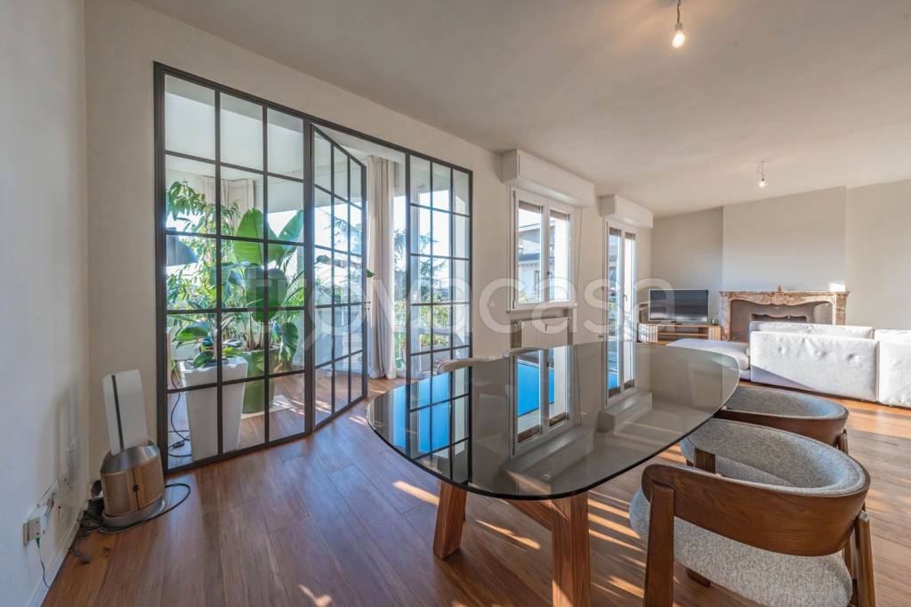 appartamento in vendita a Parma in zona Cittadella