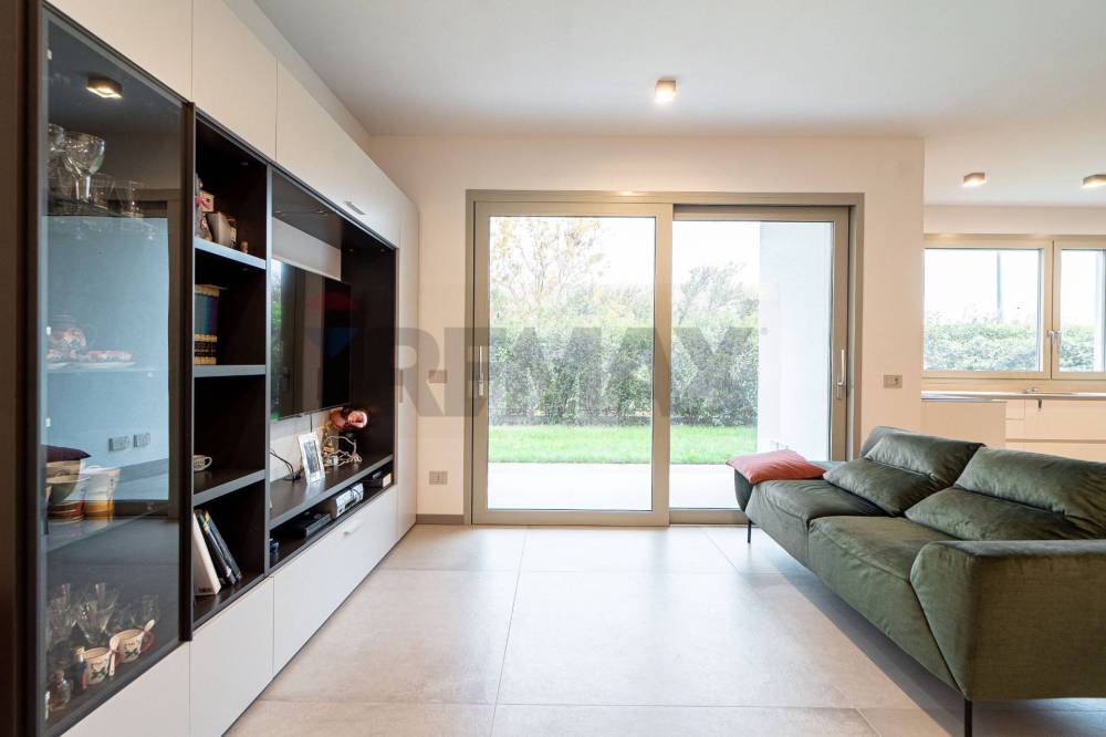 casa indipendente in vendita a Parma in zona Scarzara
