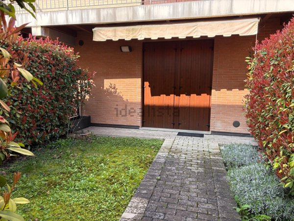 appartamento in vendita a Parma in zona Centro Storico