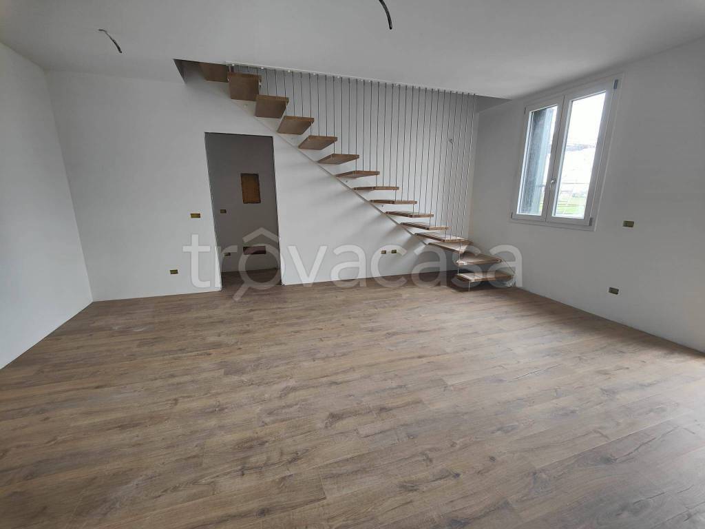 appartamento in vendita a Parma in zona Pilastrello