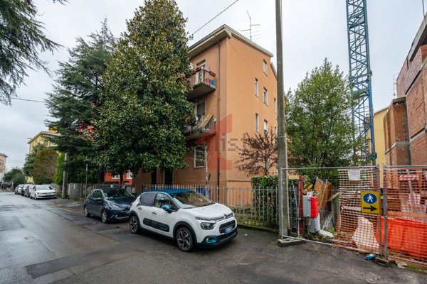 appartamento in vendita a Parma in zona San Lazzaro