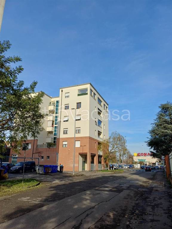 appartamento in vendita a Parma in zona San Leonardo