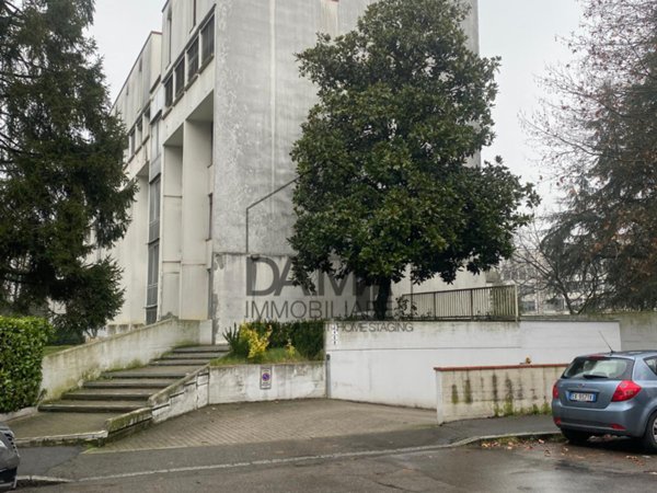 appartamento in vendita a Parma in zona San Lazzaro