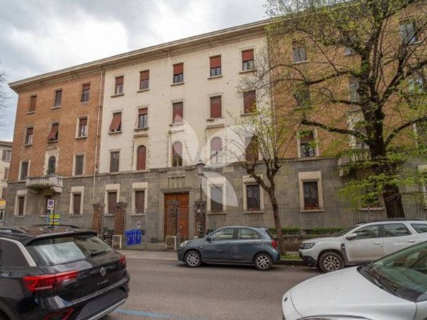 appartamento in vendita a Parma in zona Oltretorrente