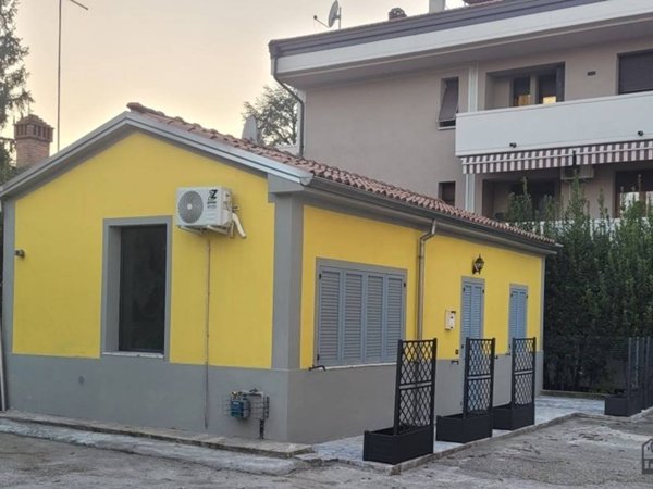 appartamento in vendita a Parma in zona Molinetto