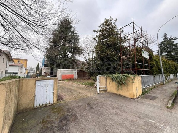 casa indipendente in vendita a Parma in zona San Lazzaro