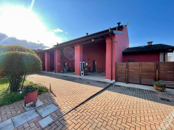 casa indipendente in vendita a Parma in zona San Martino / Paradigna