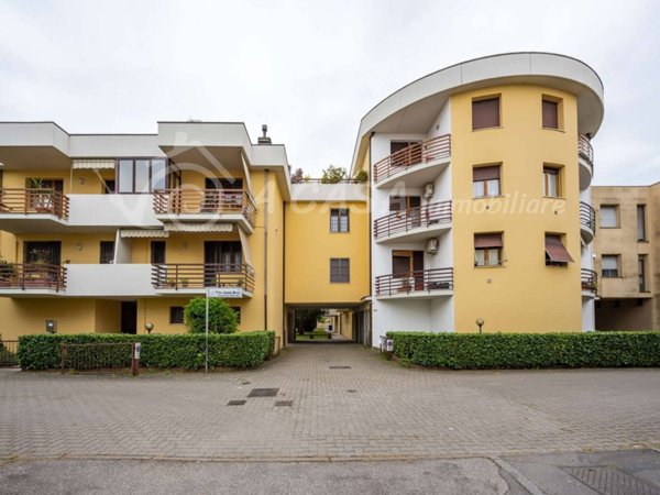 appartamento in vendita a Parma in zona San Lazzaro