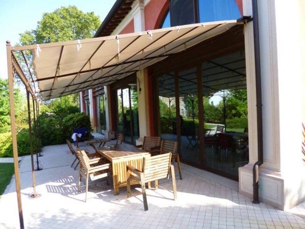 casa indipendente in vendita a Parma in zona Vigatto