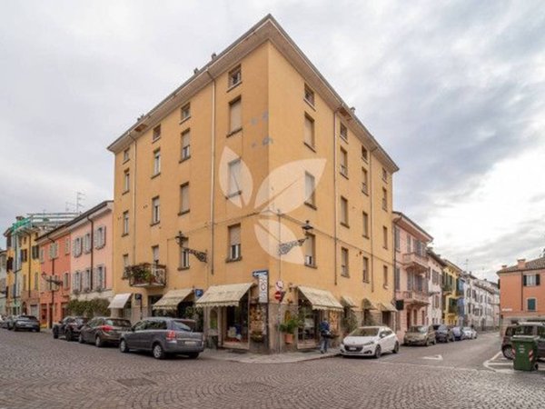 appartamento in vendita a Parma in zona Oltretorrente