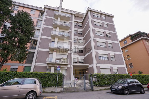 appartamento in vendita a Parma in zona Cittadella