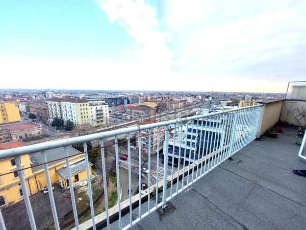 appartamento in vendita a Parma in zona Centro Storico