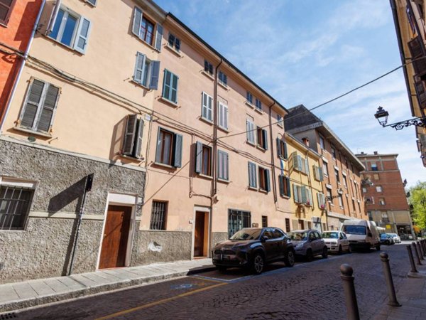 appartamento in vendita a Parma in zona Oltretorrente