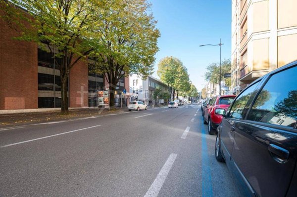 appartamento in vendita a Parma in zona Centro Storico