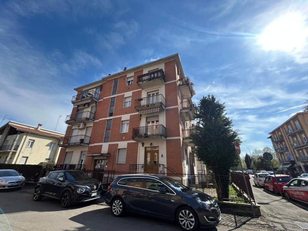 appartamento in vendita a Parma in zona Montanara