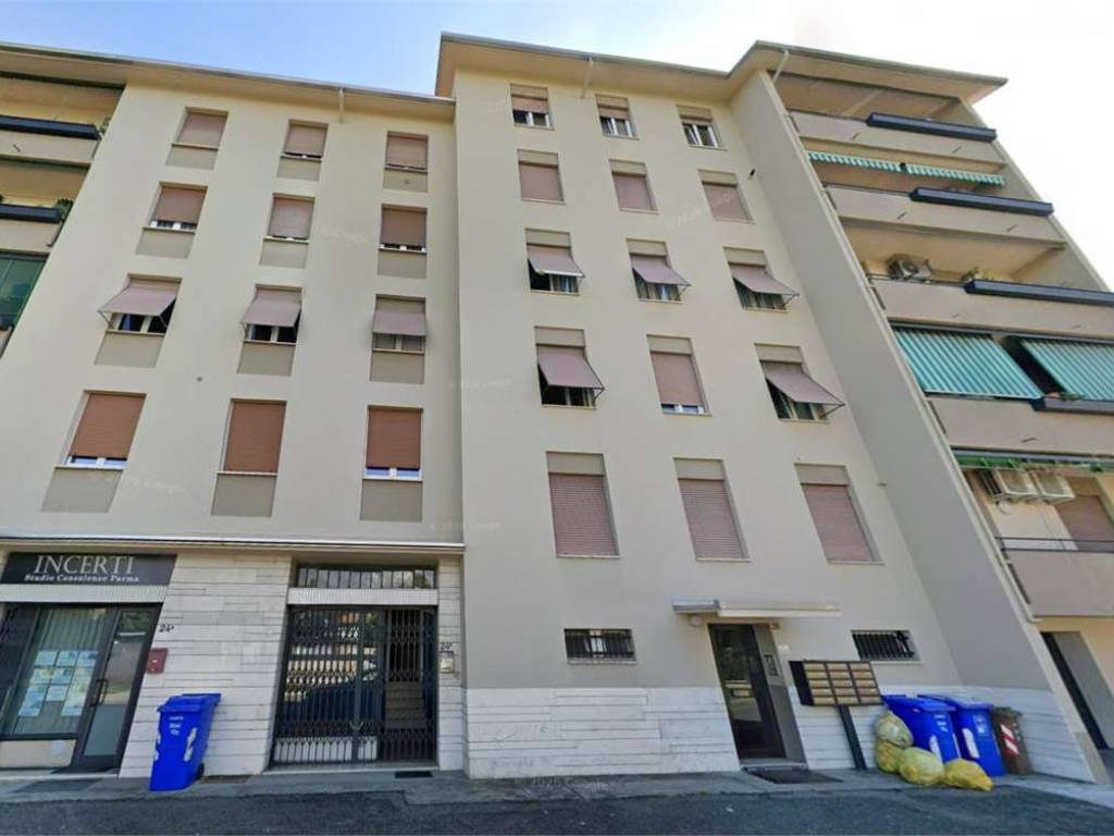 appartamento in vendita a Parma in zona Cittadella