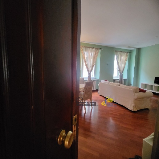 appartamento in vendita a Parma in zona Centro Storico