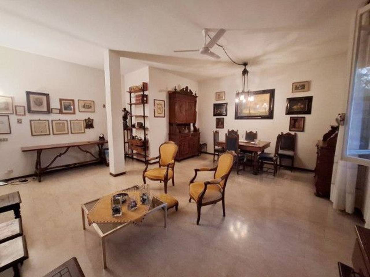 appartamento in vendita a Parma in zona Cittadella