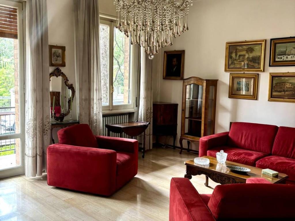 appartamento in vendita a Parma in zona Cittadella