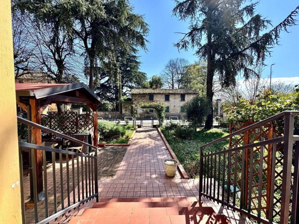 appartamento in vendita a Parma in zona Carignano