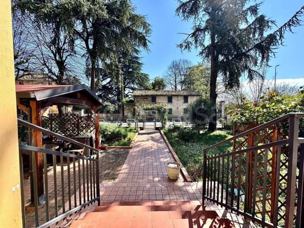 appartamento in vendita a Parma in zona Carignano