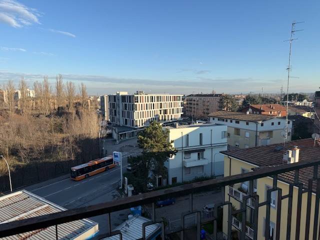 appartamento in vendita a Parma in zona Cittadella