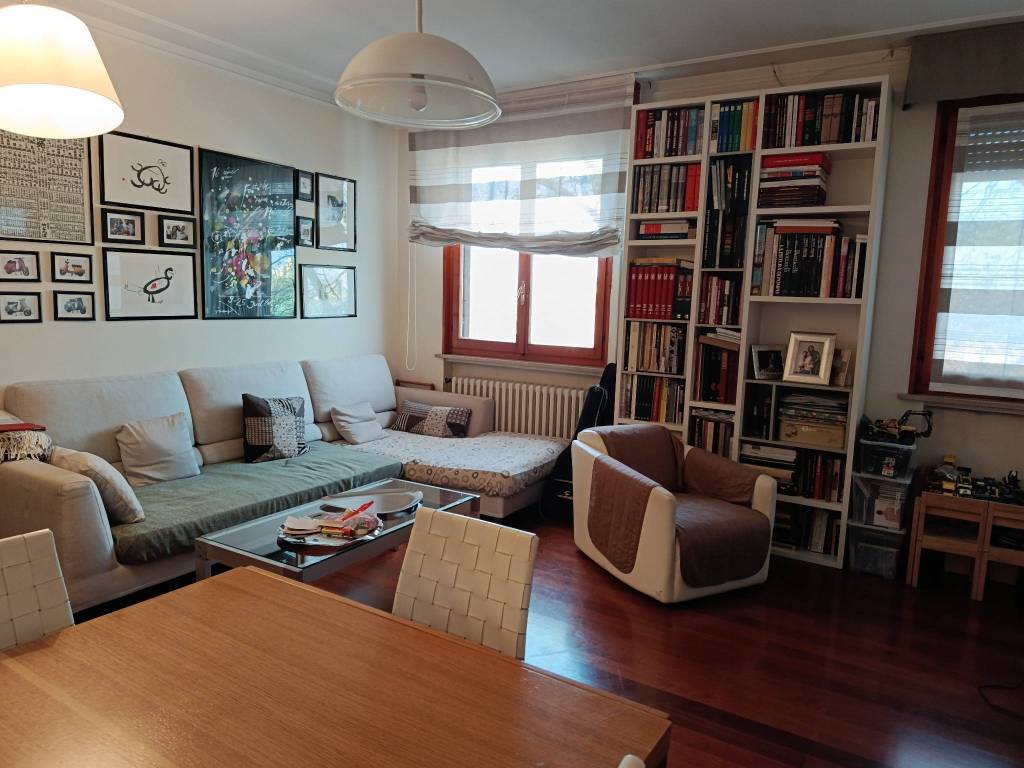 appartamento in vendita a Parma in zona Montanara