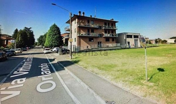 ufficio in vendita a Parma in zona Crocetta