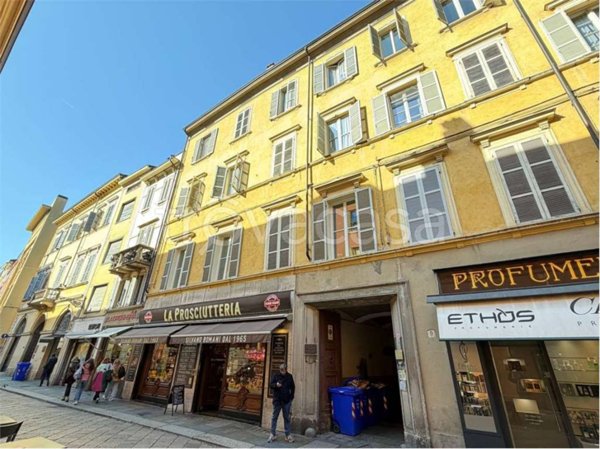 appartamento in vendita a Parma in zona Centro Storico