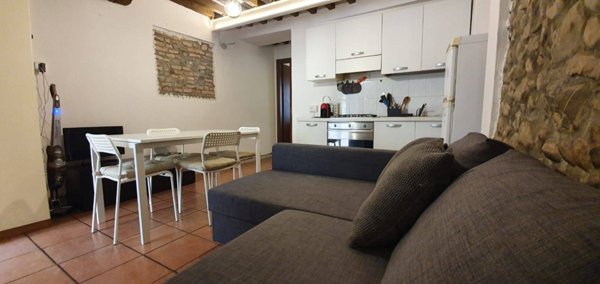 appartamento in vendita a Parma in zona Oltretorrente