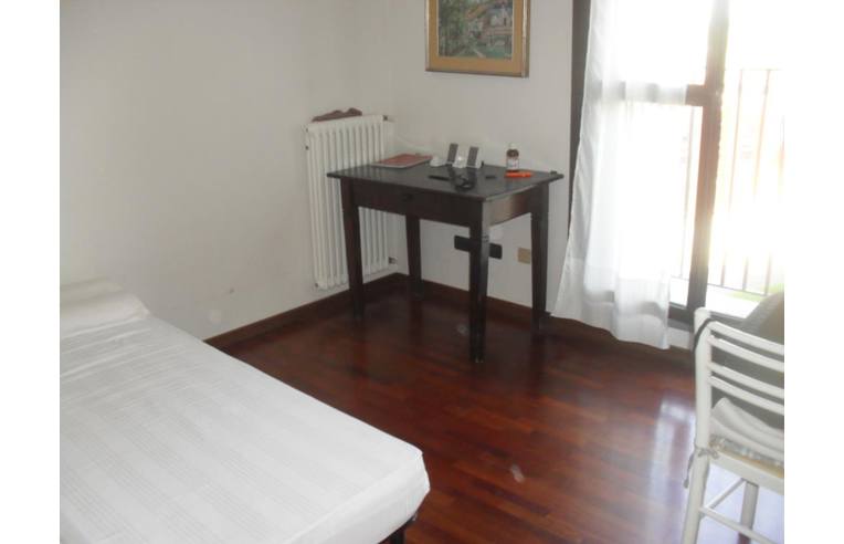 appartamento in vendita a Parma in zona Cittadella