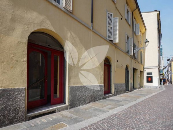 negozio in vendita a Parma in zona Centro Storico