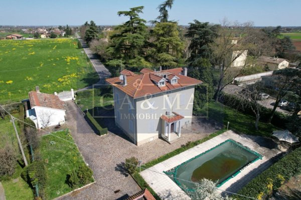 casa indipendente in vendita a Parma in zona Pilastrello