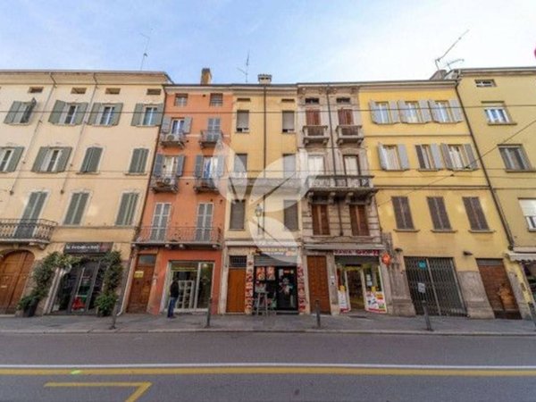 appartamento in vendita a Parma in zona Centro Storico