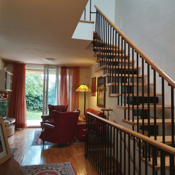 casa indipendente in vendita a Parma in zona Pilastrello