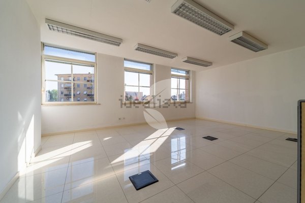 ufficio in vendita a Parma