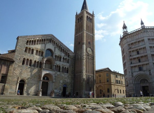 appartamento in vendita a Parma in zona Centro Storico