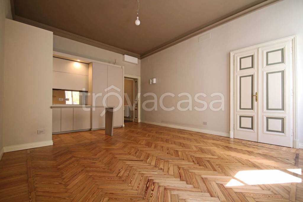 appartamento in vendita a Parma in zona Centro Storico