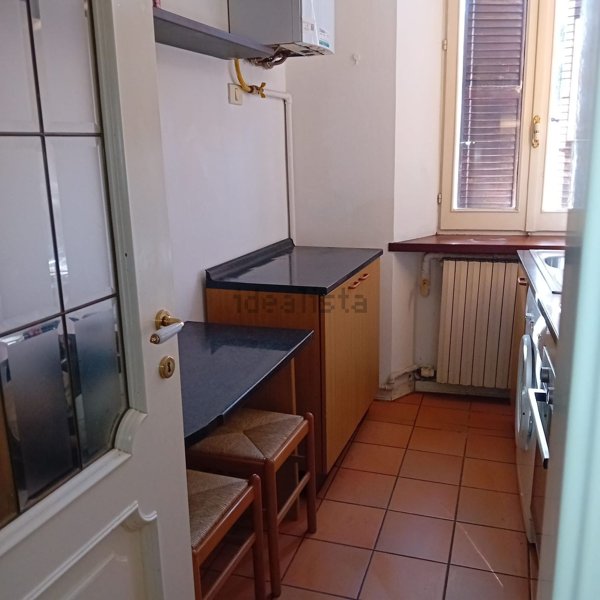 appartamento in vendita a Parma in zona Centro Storico