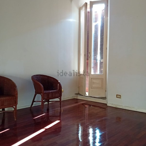 appartamento in vendita a Parma in zona Centro Storico