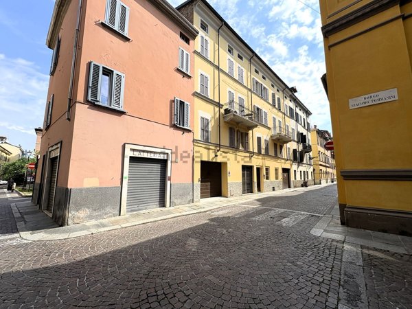appartamento in vendita a Parma in zona Centro Storico
