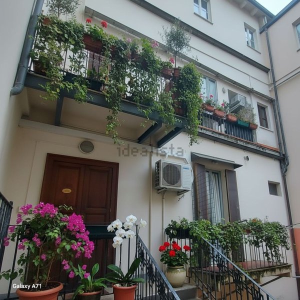 appartamento in vendita a Parma in zona Oltretorrente