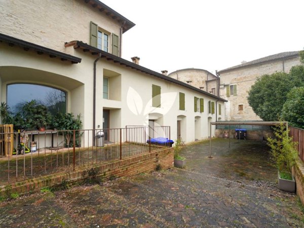 negozio in vendita a Parma in zona Pablo