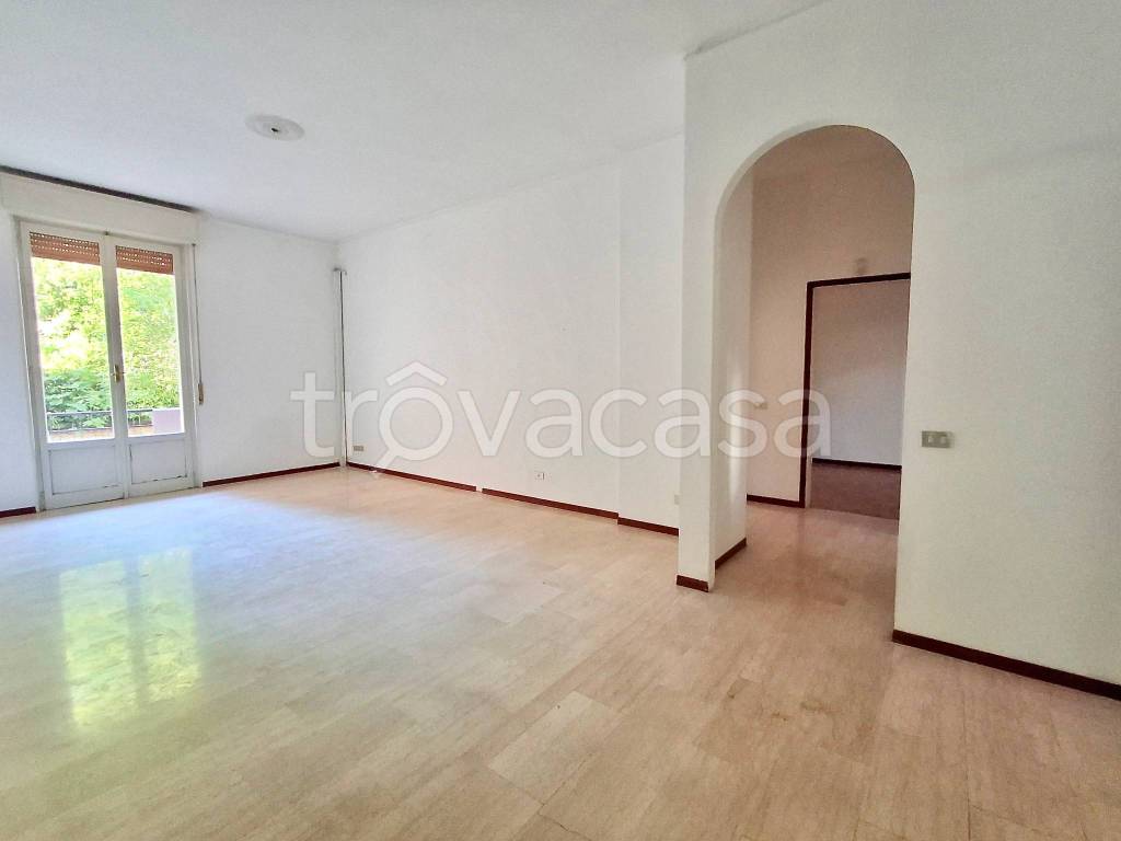 appartamento in vendita a Parma in zona Cittadella