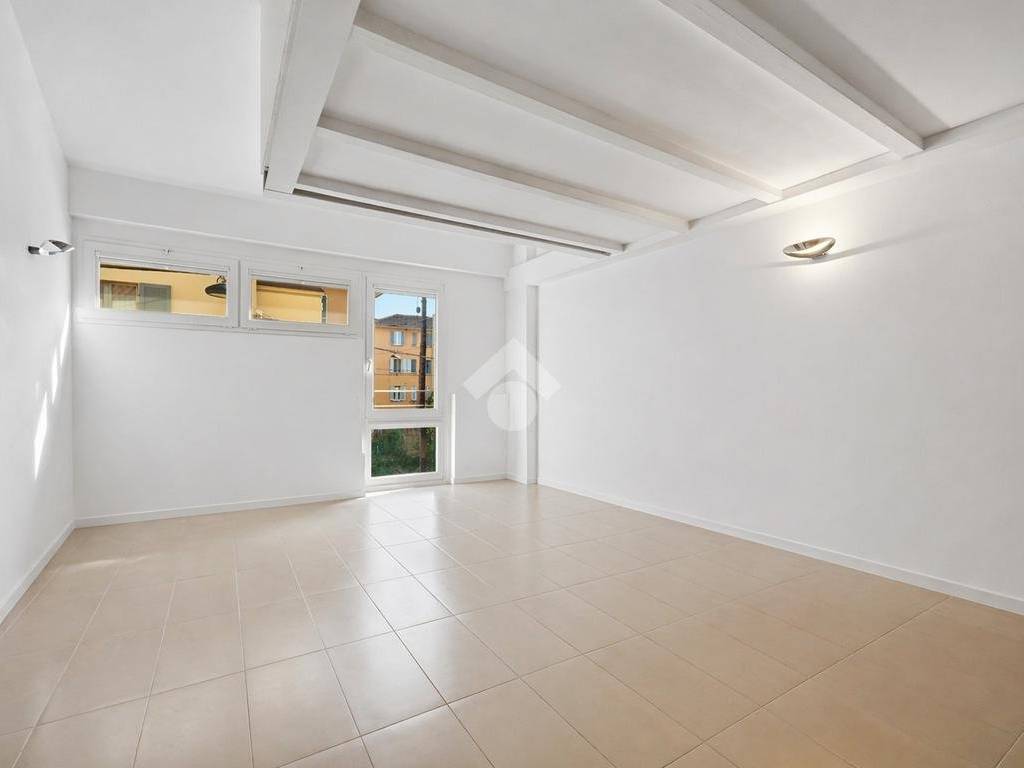 appartamento in vendita a Parma in zona San Lazzaro