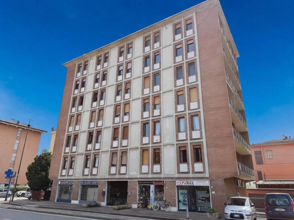appartamento in vendita a Parma in zona Cittadella