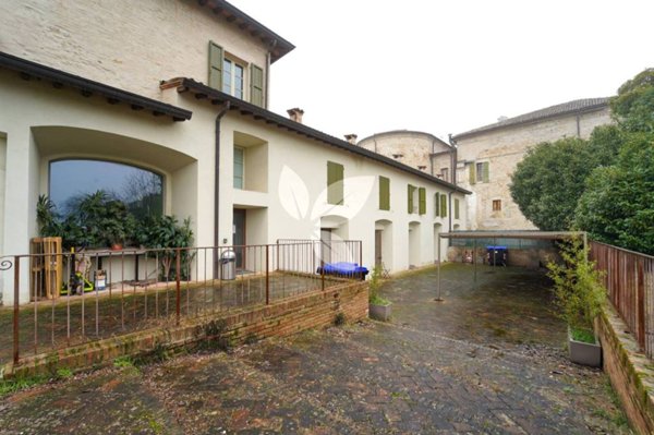 negozio in vendita a Parma in zona Pablo