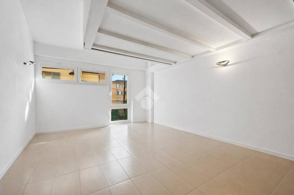 appartamento in vendita a Parma in zona San Lazzaro