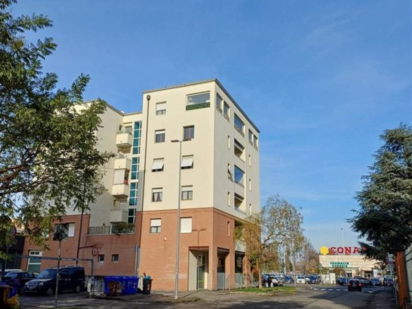 appartamento in vendita a Parma in zona San Leonardo
